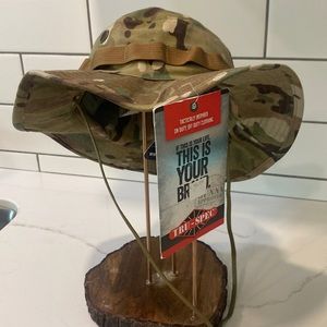 Military style hat